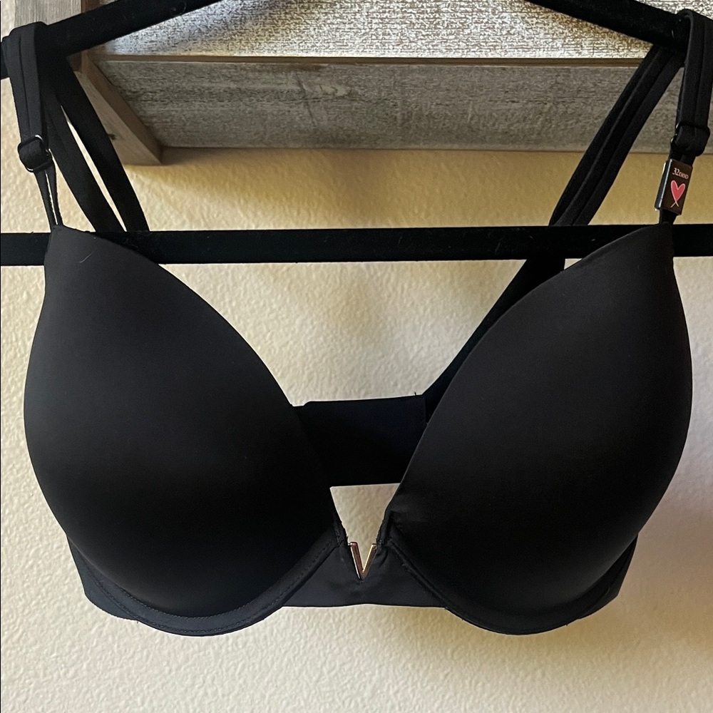 Victoria's Secret Black Plunge Bra